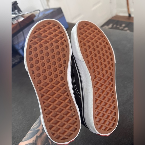 Girls vans size 1 US. Black and white. Worn once. - Picture 3 of 10
